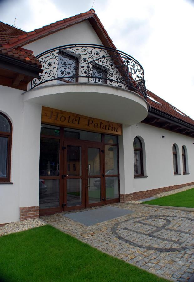 Hotel Palatín Oravsky Podzamok Exterior foto